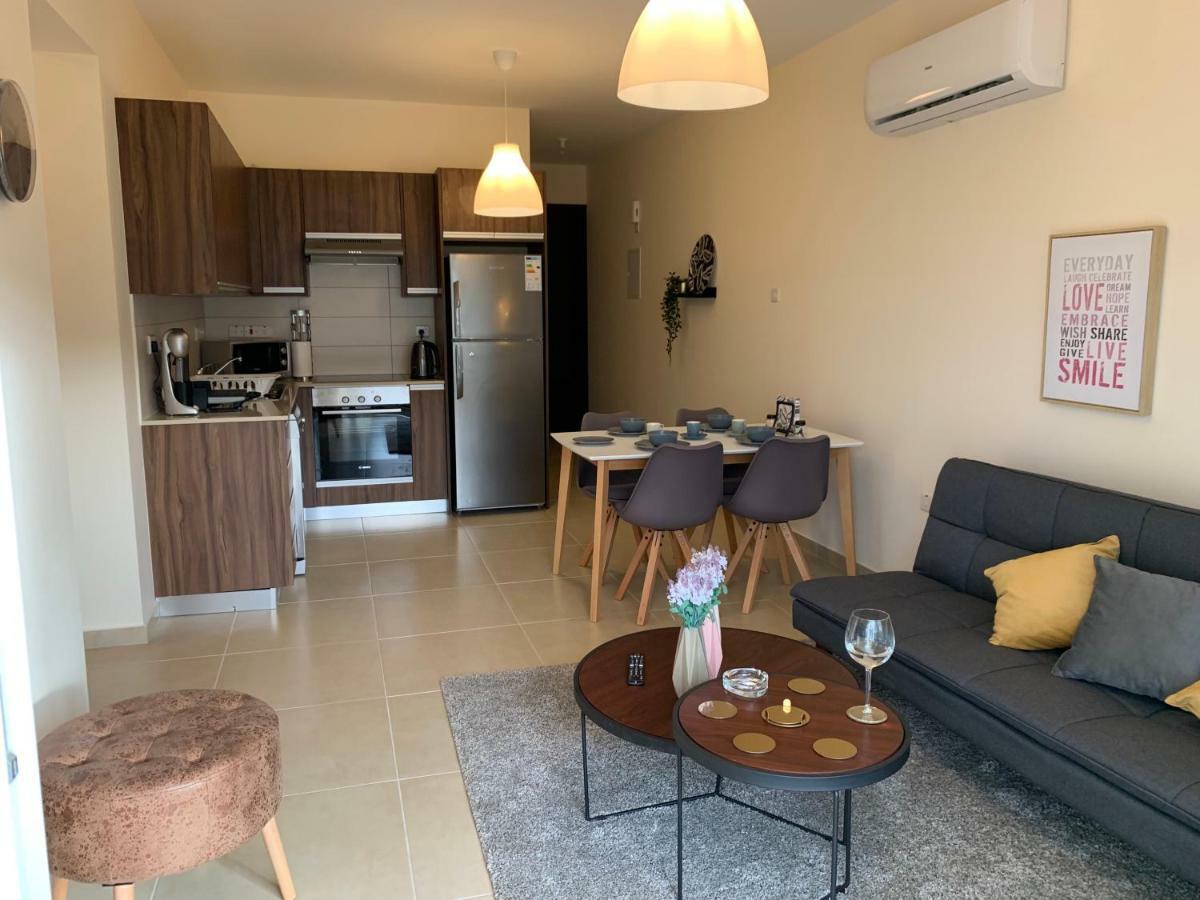 Mythical Sands New Luxury Apartment パラリムニ エクステリア 写真